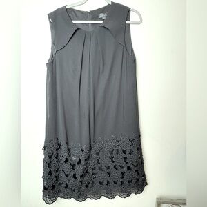 Tahari Gray Sleeveless Dress with Floral Hem